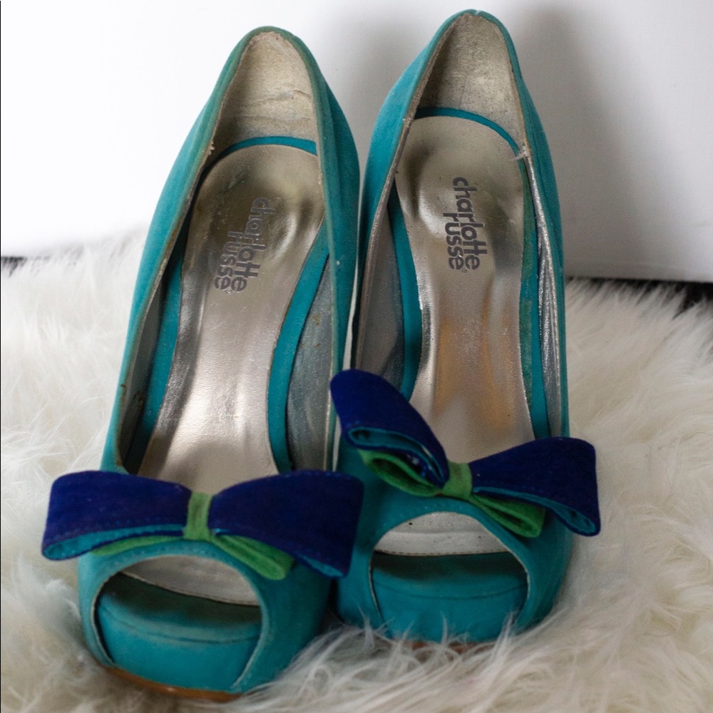 C.R. Bow tie Heels